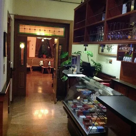 China Restaurant Zum Neuen Fassl Bed & Breakfast